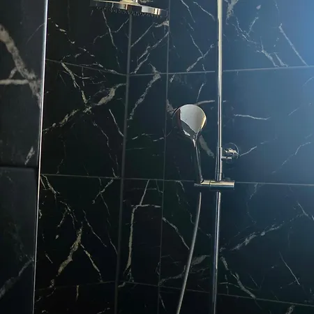 Hani I Ilirit Vendégház *