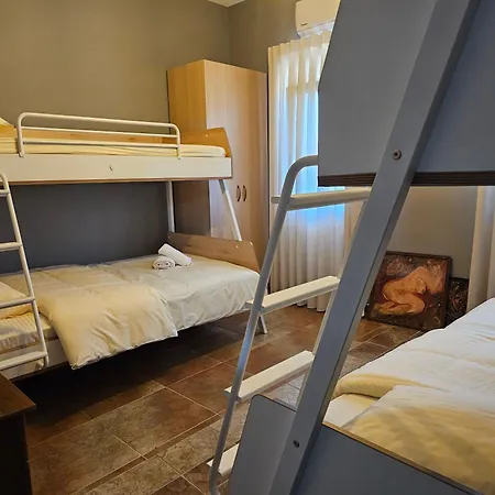 Hani I Ilirit Vendégház *