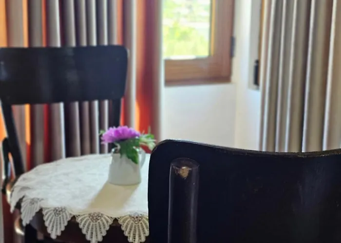 بيت ضيافة Hani I Ilirit