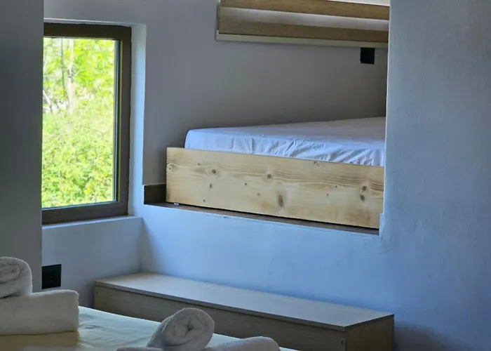 Hani I Ilirit Gæstehus Cerrik